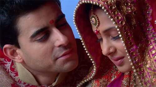 Saras & Kumud